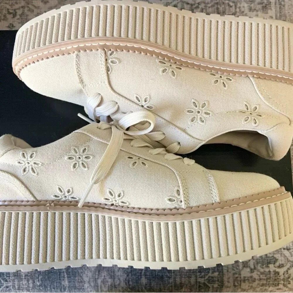 NWT DV Dolce Vita 9 Brin Canvas Eyelet Chunky Platform Lace Up Sneakers Shoes